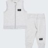 К-т елек и долнище "Urban Wear" е от спортен класически елек, който се закопчава с цип и изчистено долнище, цвят на комплекта бял меланж, Момчета 0,6 - 3 години, Zinc